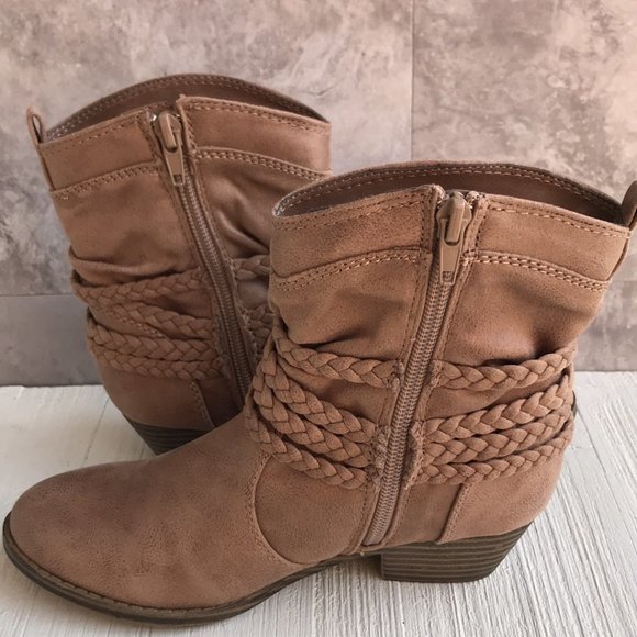 Mia Kids Tammi Little Kid Mushroom Size 2.0 M - Picture 8 of 11